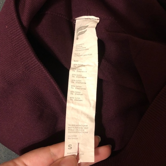 Fabletics Mosaic High Waisted 7/8 Leggings - Picture 4 of 7